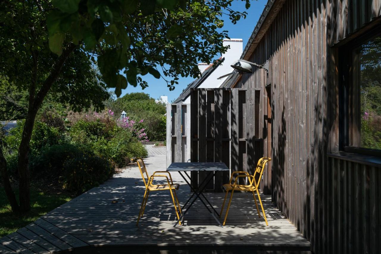 Les Chambres D'Hotes De Bordustard Le Palais Exterior foto