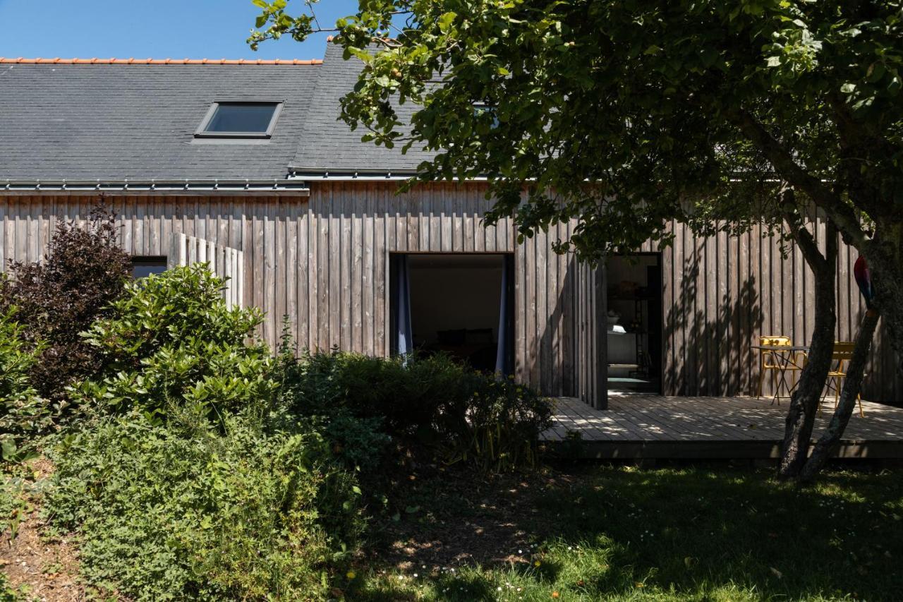 Les Chambres D'Hotes De Bordustard Le Palais Exterior foto